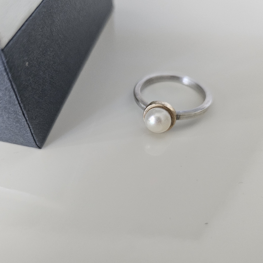 14k Gold and Sterling Pearl Silver Ring - Picture 3 of 11